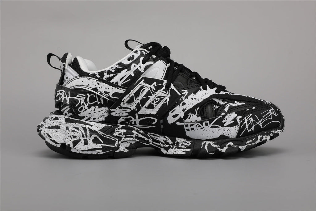 BLCG 2030-34 Black & White Graffiti