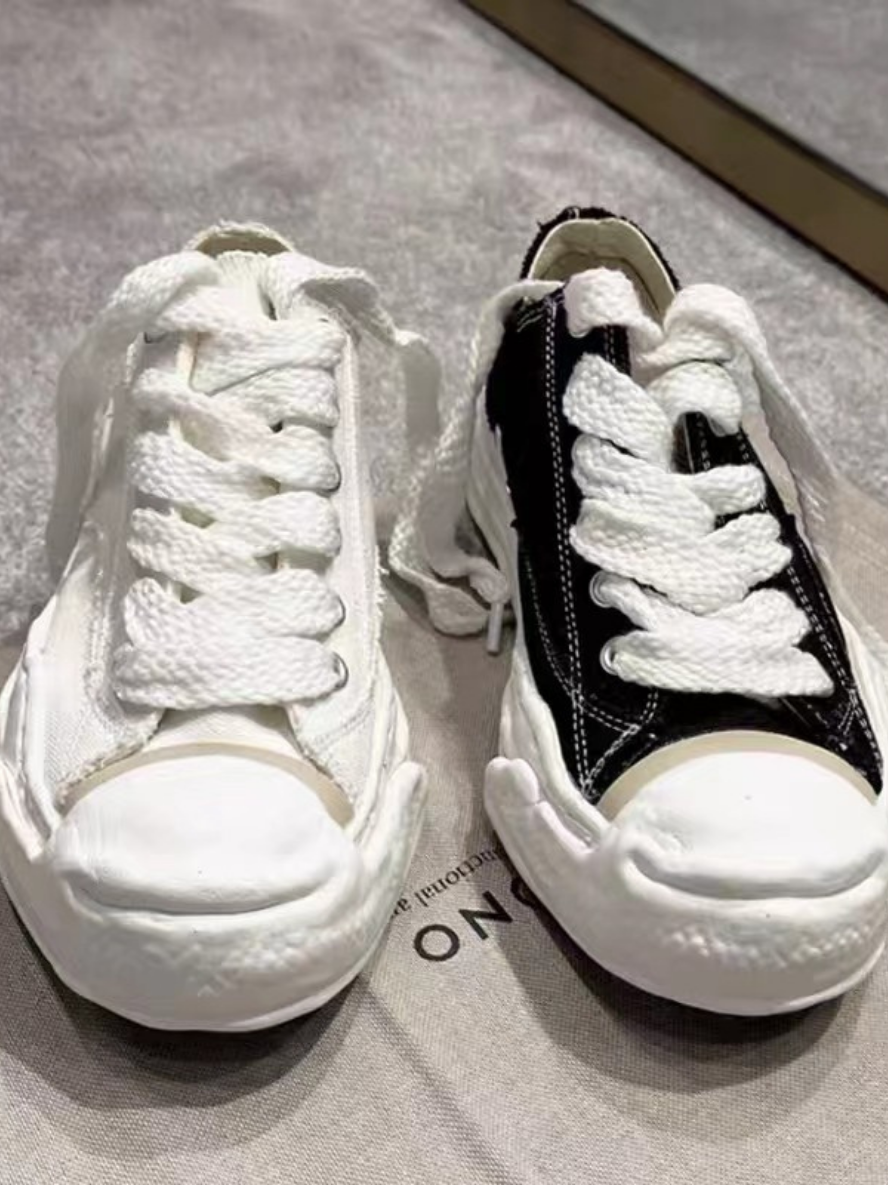 Distorted Canvas Low Sneakers