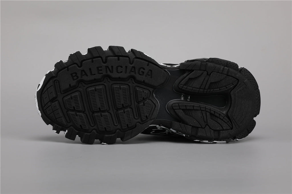 BLCG 2030-34 Black & White Graffiti